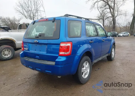 2012 Ford Escape Xls z USA, uszkodzony, nr VIN 1FMCU0C79CKB64765